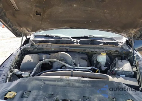 2017 Ram 1500 Slt 4X2 6'4 Box z USA, uszkodzony, nr VIN 1C6RR6GT3HS540417